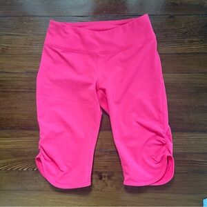 Zella Vibrant Pink Athletic Cropped small knee length biker shorts leggings